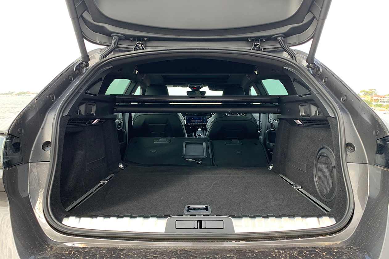 Peugeot 508 2020 boot space